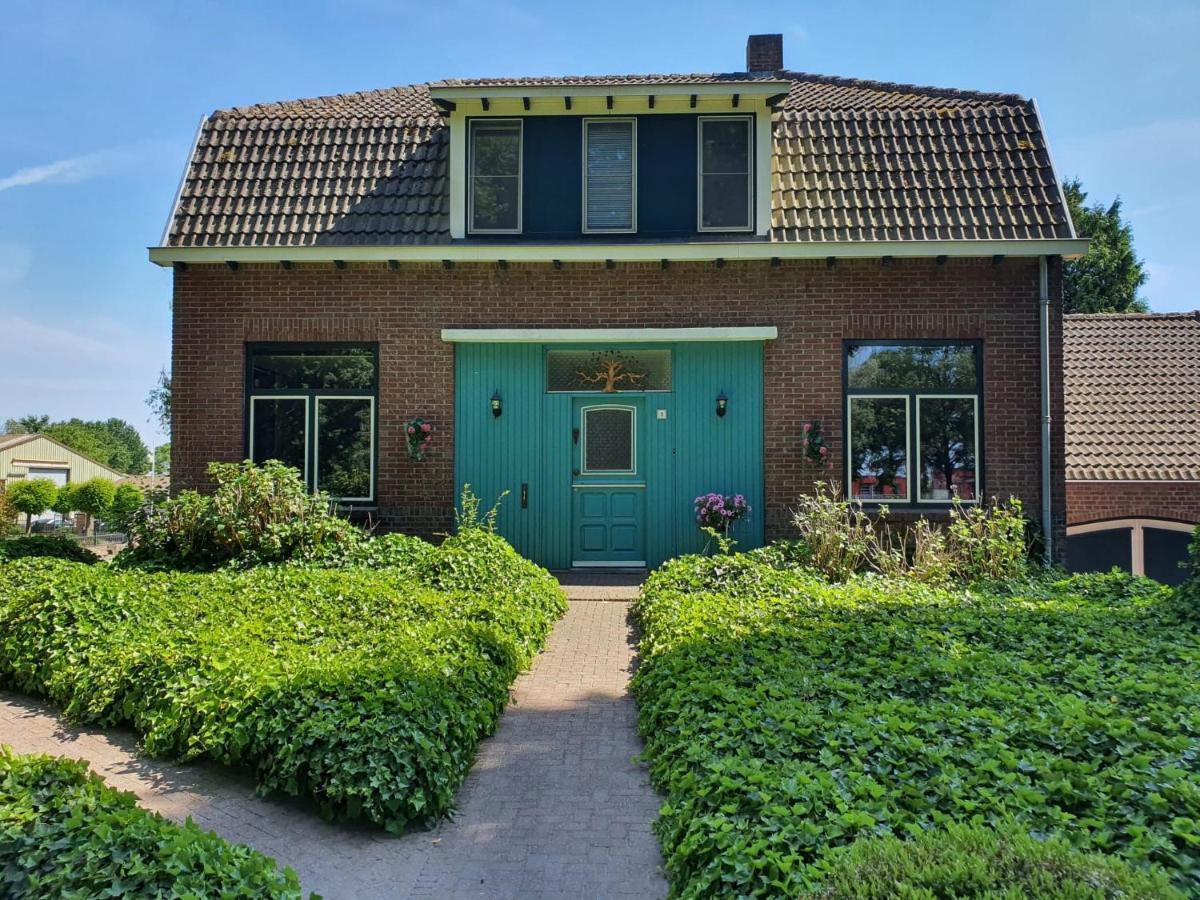 De Vliegende Vlinder Bed & Breakfast Nederweert ภายนอก รูปภาพ
