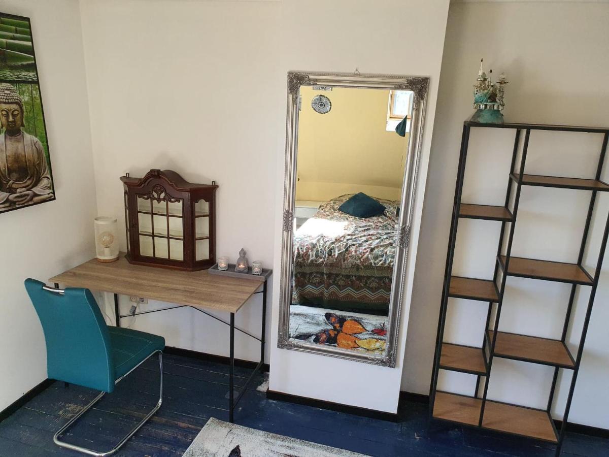 De Vliegende Vlinder Bed & Breakfast Nederweert ภายนอก รูปภาพ