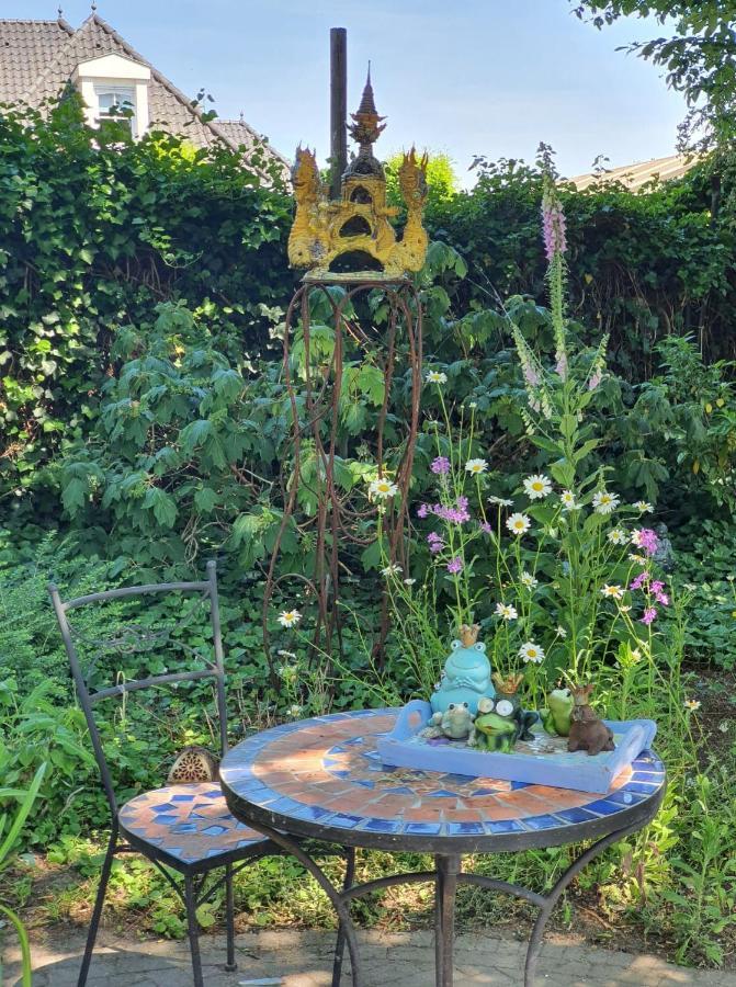 De Vliegende Vlinder Bed & Breakfast Nederweert ภายนอก รูปภาพ