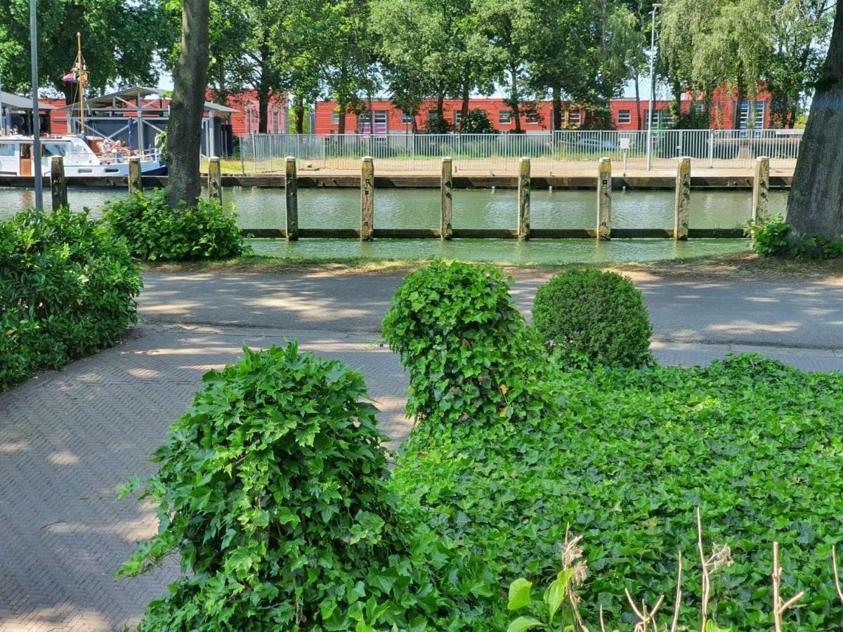 De Vliegende Vlinder Bed & Breakfast Nederweert ภายนอก รูปภาพ